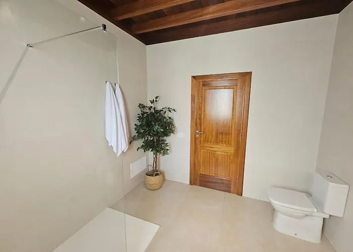 Casona Iroko La Costa